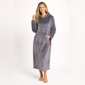 32 Degrees Heat Plush Gray Fleece Hoodie Robe
